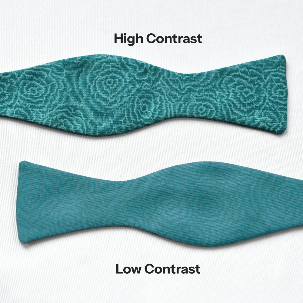 top down image of a low contrast bow tie pattern and a high contrast bow tie pattern
